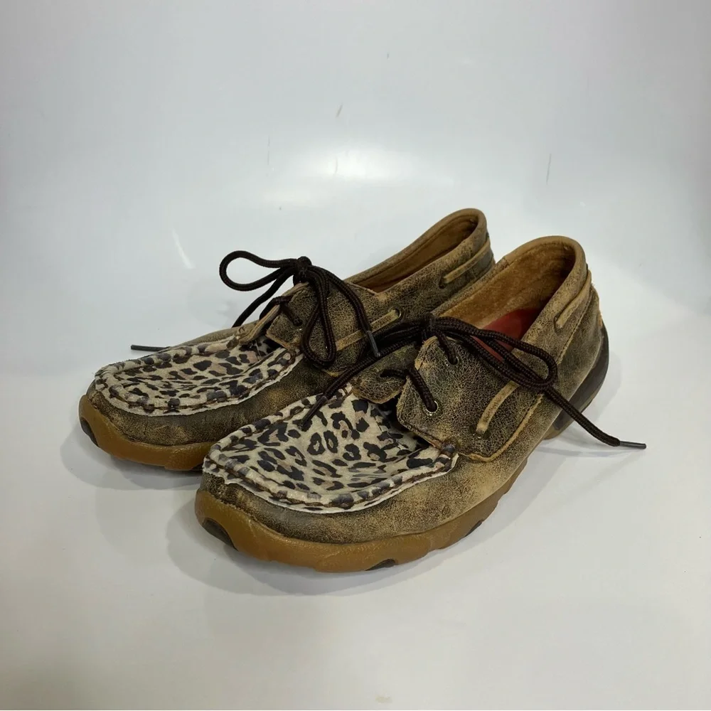 Twisted X cheetah print driving Mocs leather animal print women’s size 8.5‎